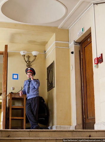 станция Пушкинская стихи и метро